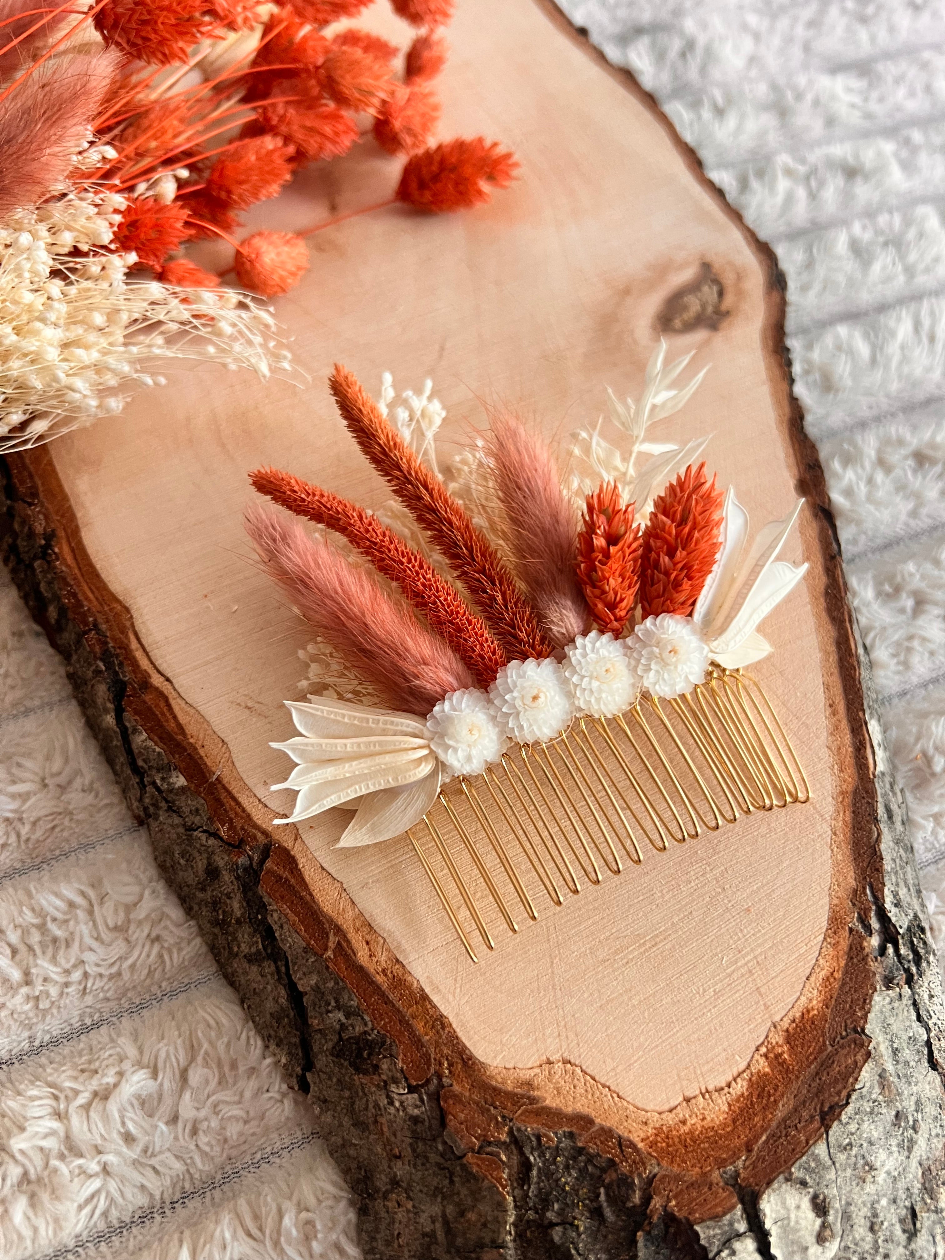 Peigne de Cérémonie en Fleurs Séchées | Terracotta et Blanc | Femme