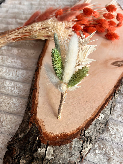 Boutonnière Homme en Fleurs Séchées | Vert Sauge | Mariage & Cérémonie
