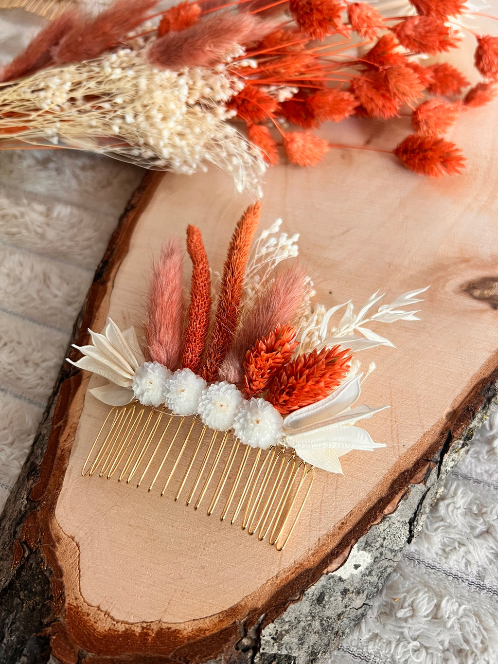 Peigne de Cérémonie en Fleurs Séchées | Terracotta et Blanc | Femme