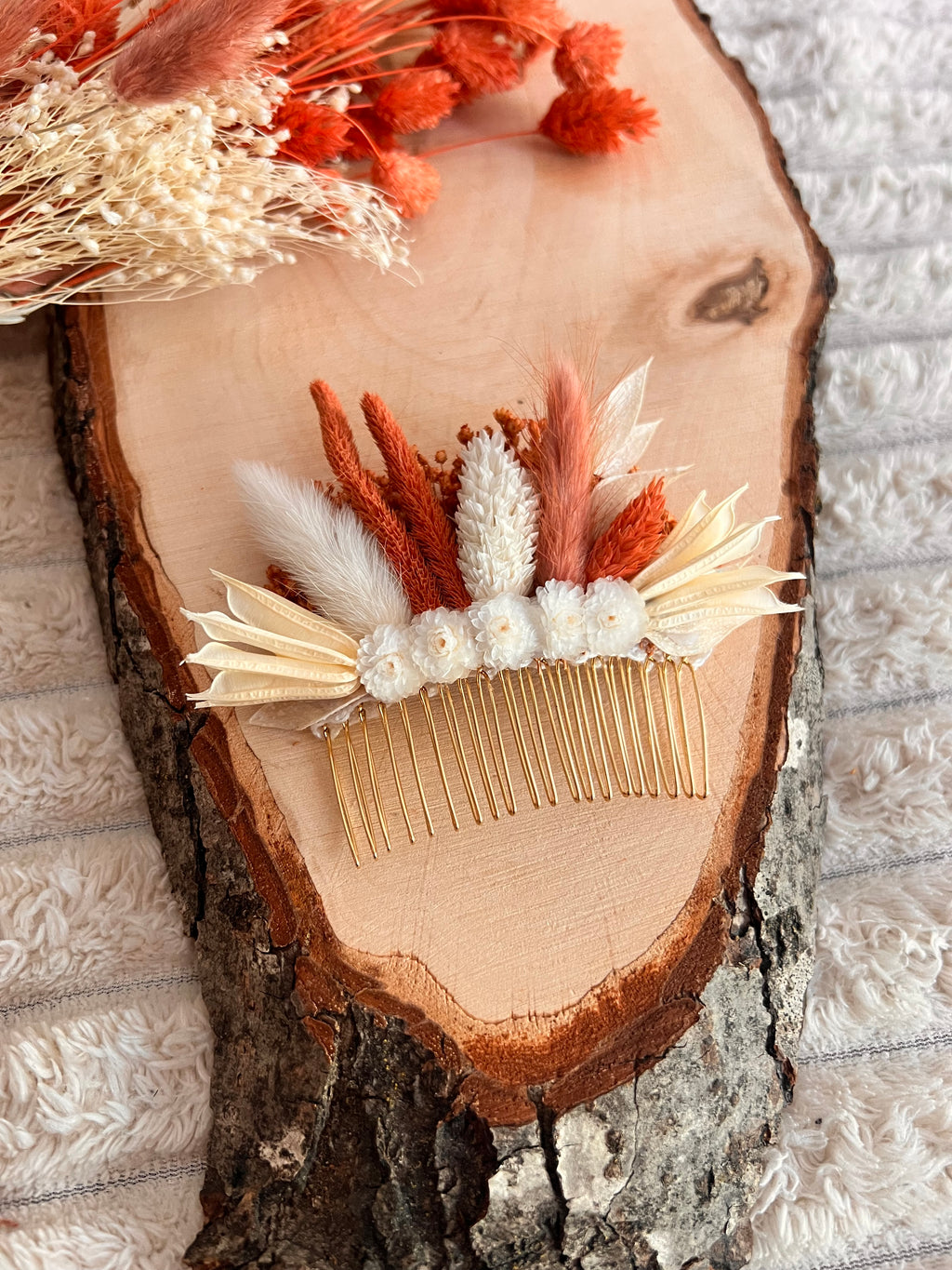 Peigne de cérémonie en Fleurs séchées | Terracotta, Orange et Blanc | Femme