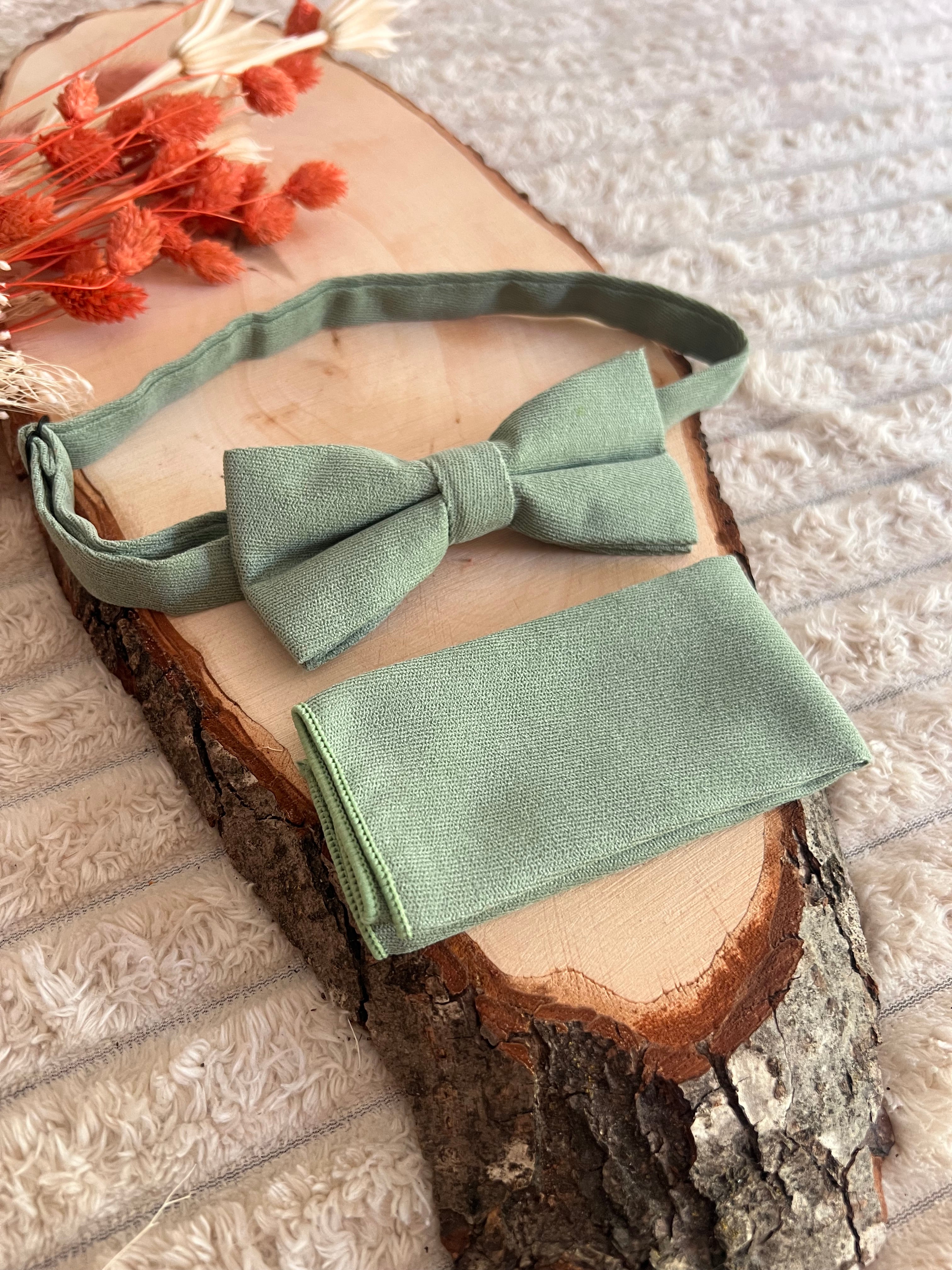 Pack Nœud Papillon Vert Sauge et Pochette Assortie – Collection Alba