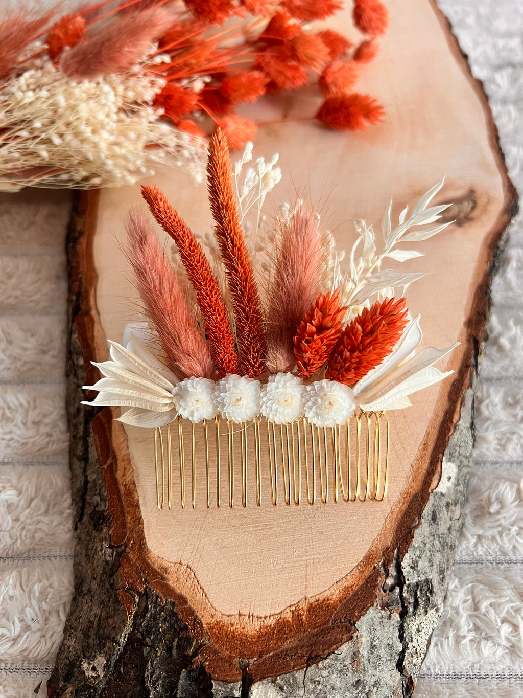 Peigne de Cérémonie en Fleurs Séchées | Terracotta et Blanc | Femme