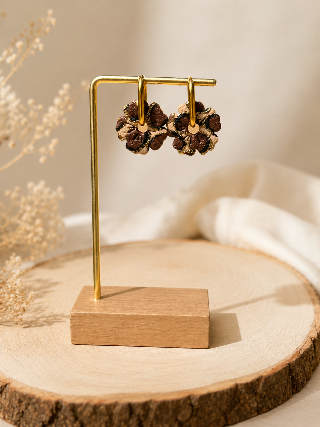 Créoles Léopard – Boucles d’oreilles artisanales en pâte polymère | Beige, chocolat, noir & doré
